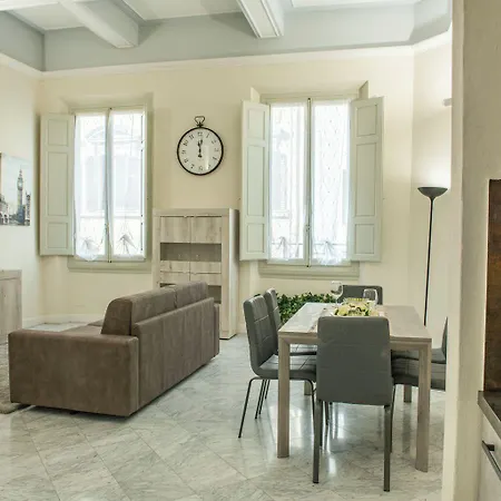 Cavour Rosa Apartment By Mamo Florence-2