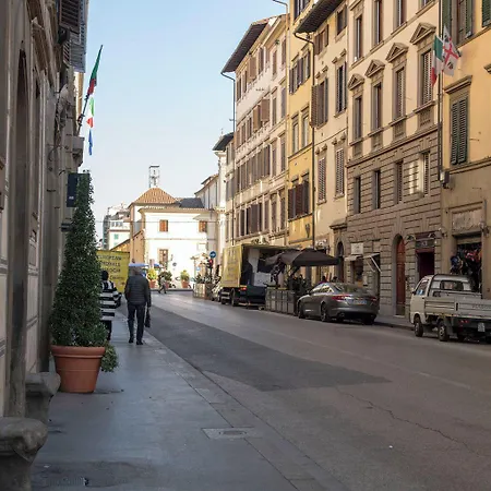 Cavour Rosa Apartment By Mamo Florence-2